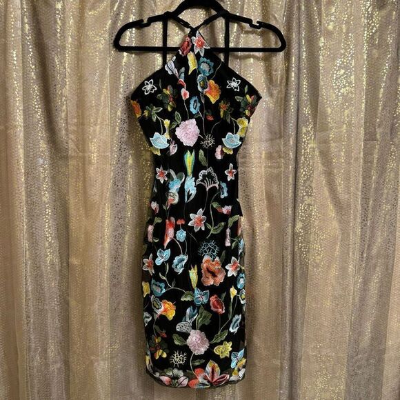 Venus Delicate Black Floral Embroidered Colorful Floral Dress 6 NWT - Picture 1 of 8